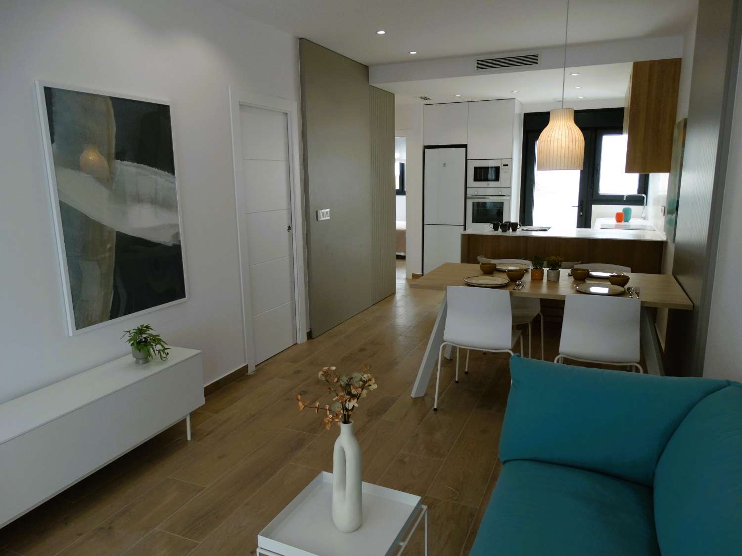 БУНГАЛО НА СТАНЦІ БУДІВНИЦТВА