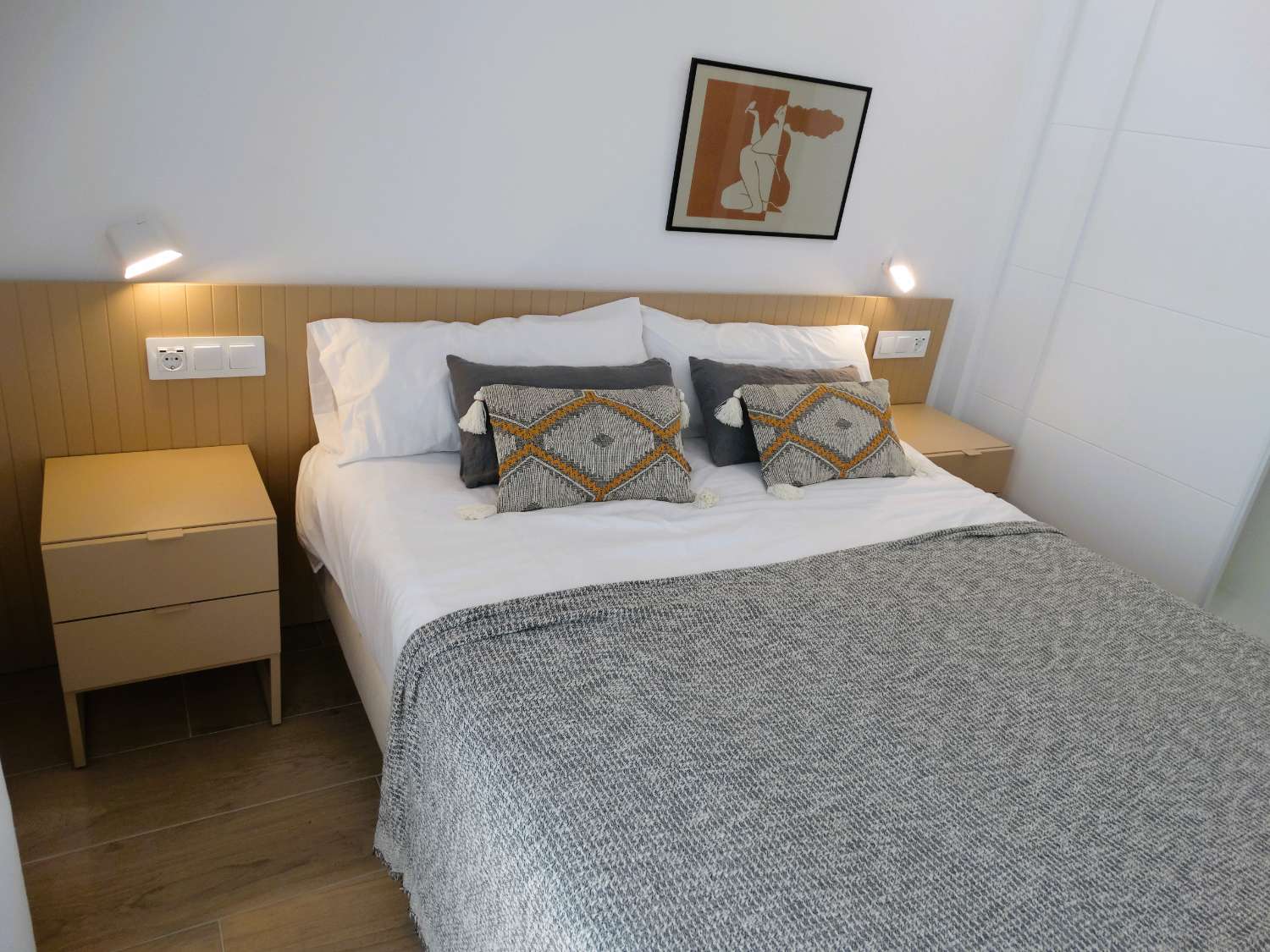 БУНГАЛО НА СТАНЦІ БУДІВНИЦТВА