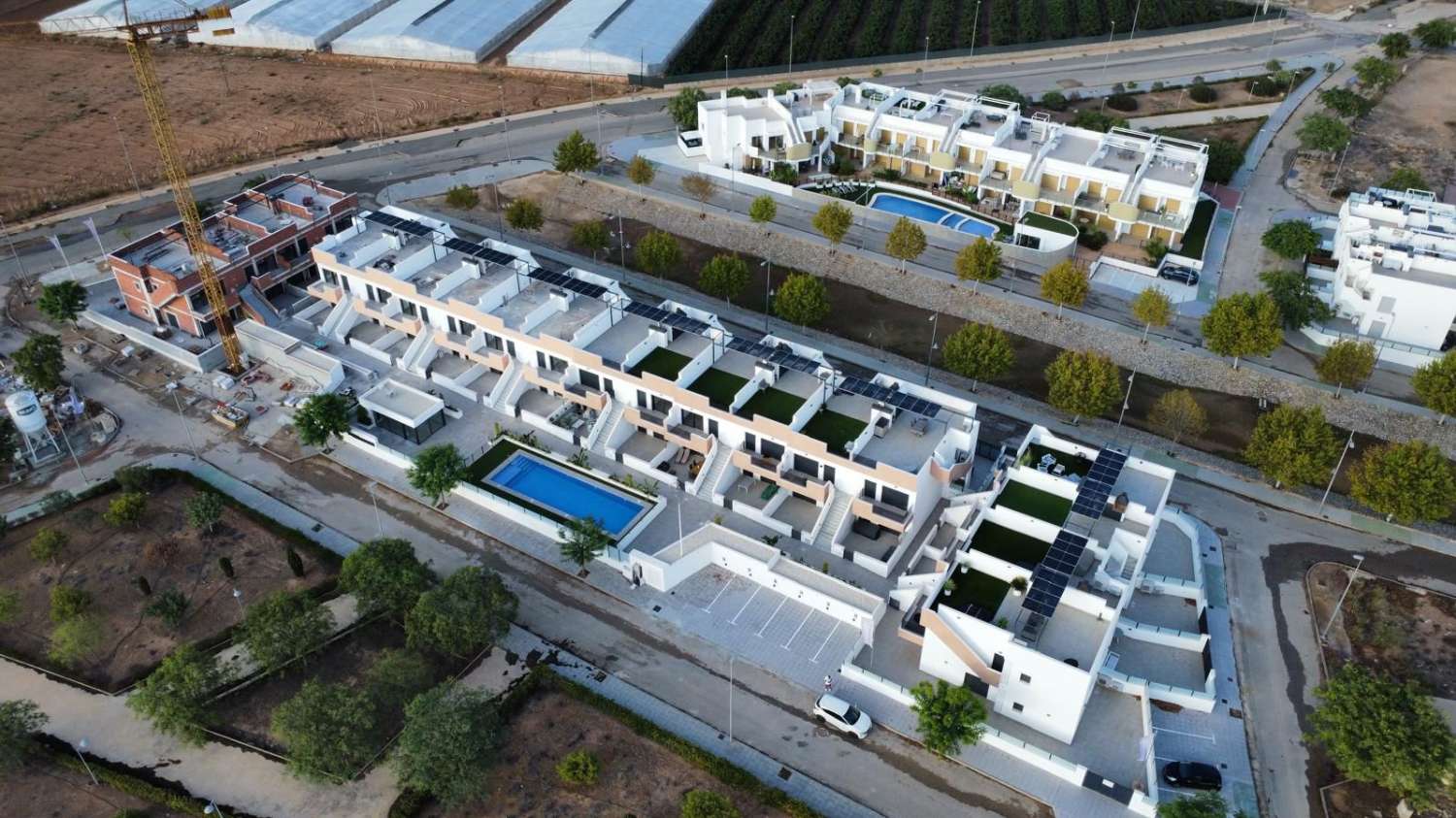 БУНГАЛО НА СТАНЦІ БУДІВНИЦТВА