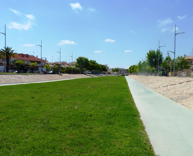 БУНГАЛО НА СТАНЦІ БУДІВНИЦТВА