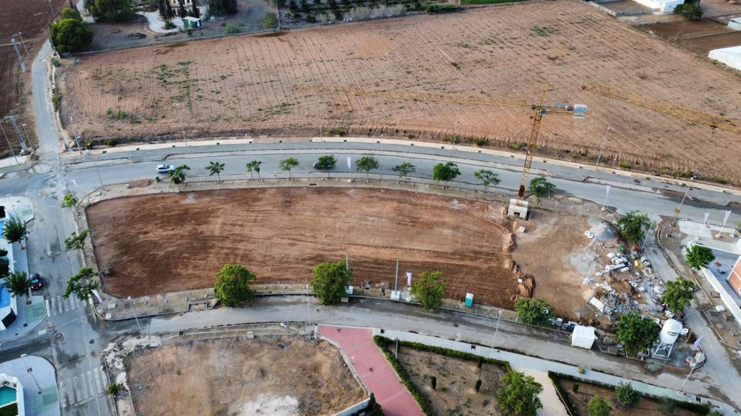 БУНГАЛО НА СТАНЦІ БУДІВНИЦТВА