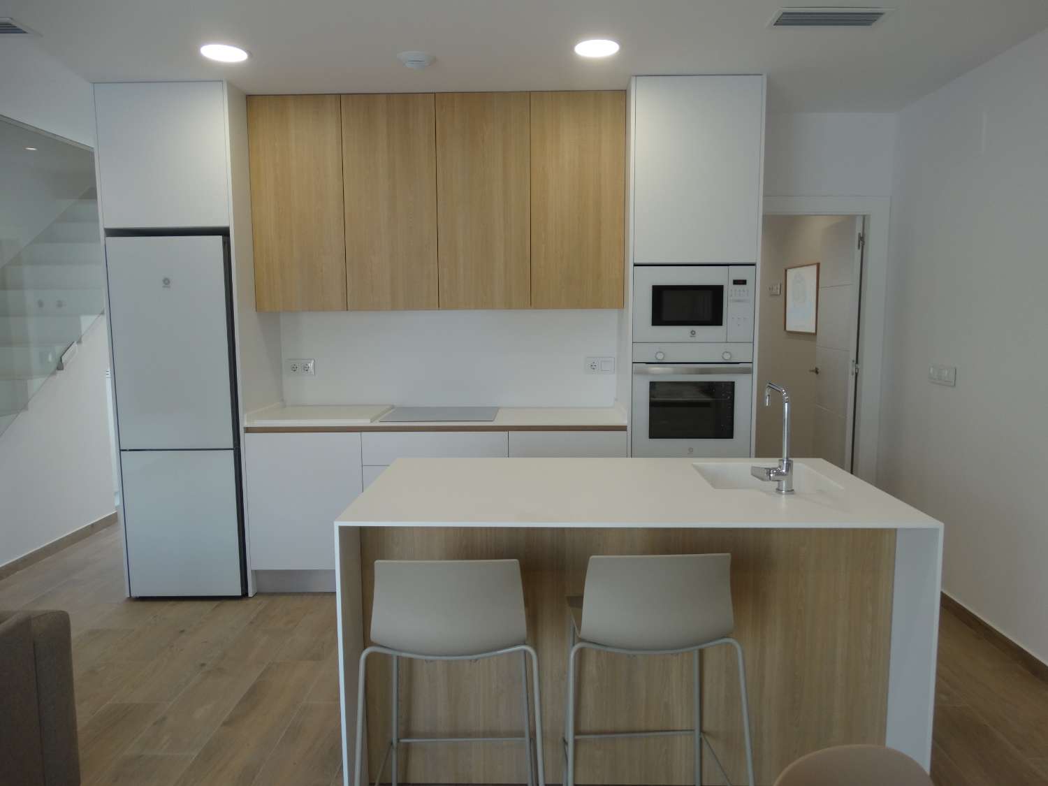 НОВОЗБУДОВАНІ ВІЛЛИ