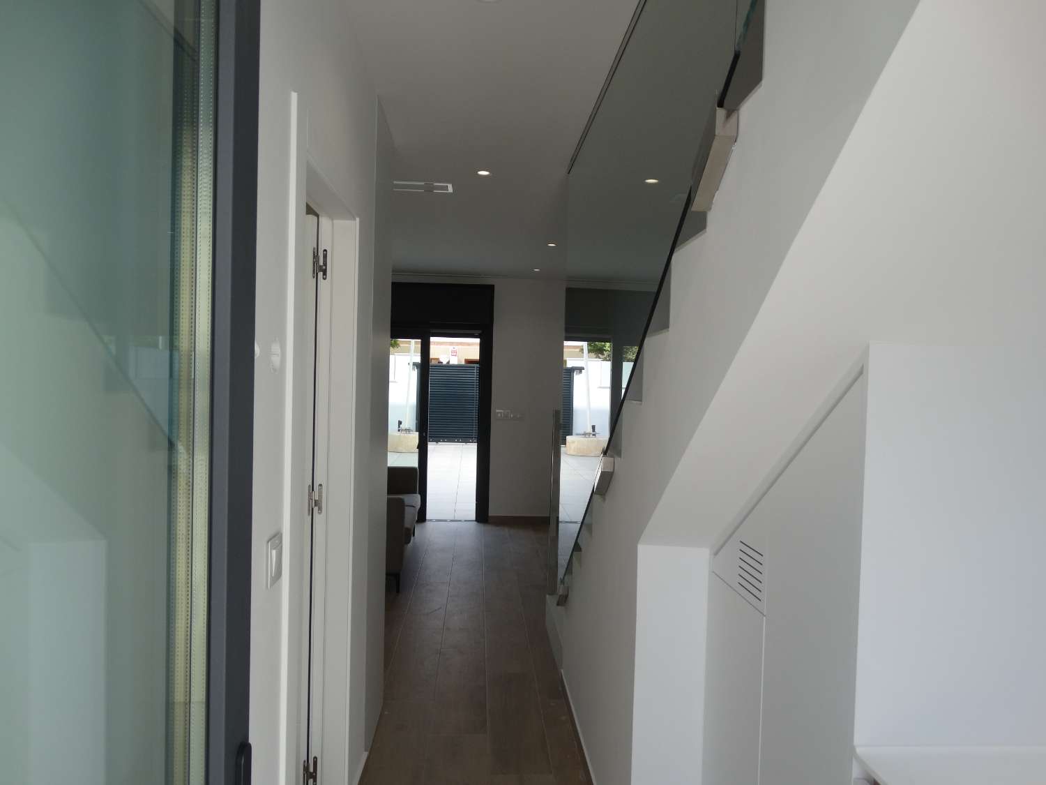 НОВОЗБУДОВАНІ ВІЛЛИ