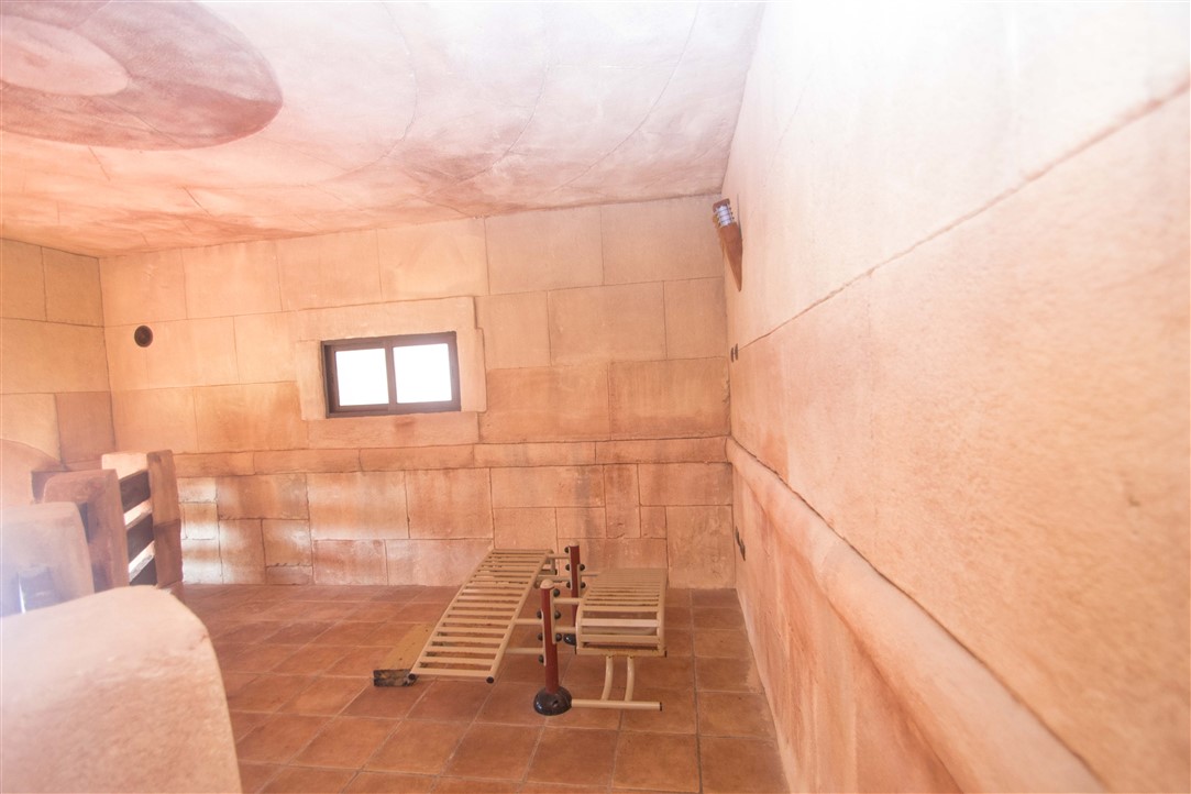 CHALET ADOSADO CON CALIDADES OPTIMAS