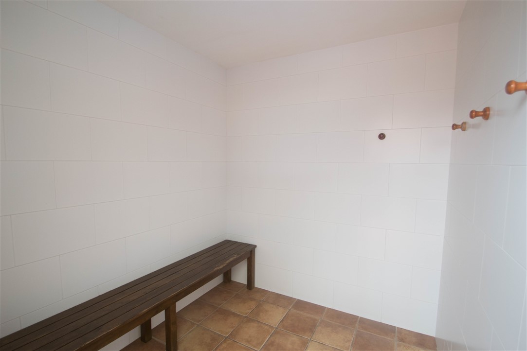 CHALET ADOSADO CON CALIDADES OPTIMAS