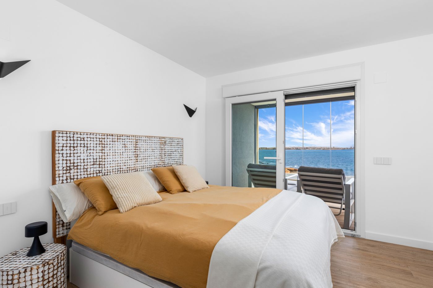 APARTAMENTO CON VISTAS AL MAR