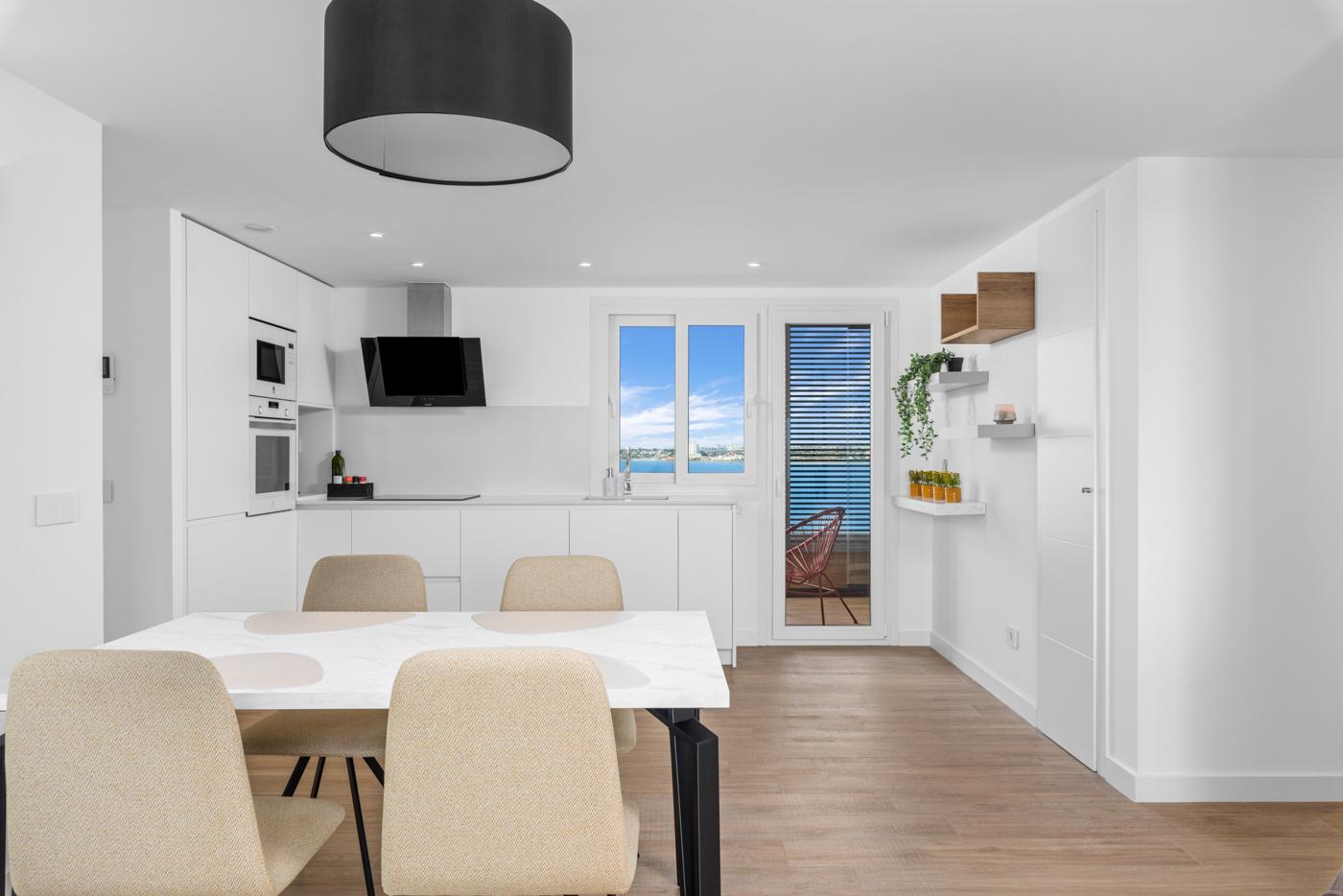 APARTAMENTO CON VISTAS AL MAR