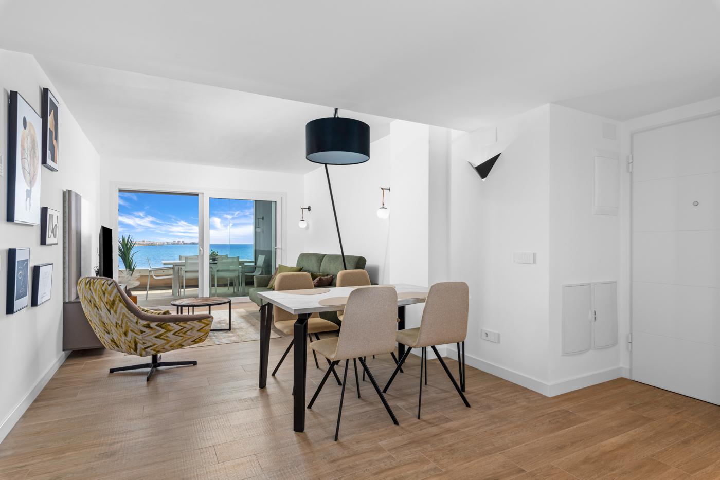 APARTAMENTO CON VISTAS AL MAR