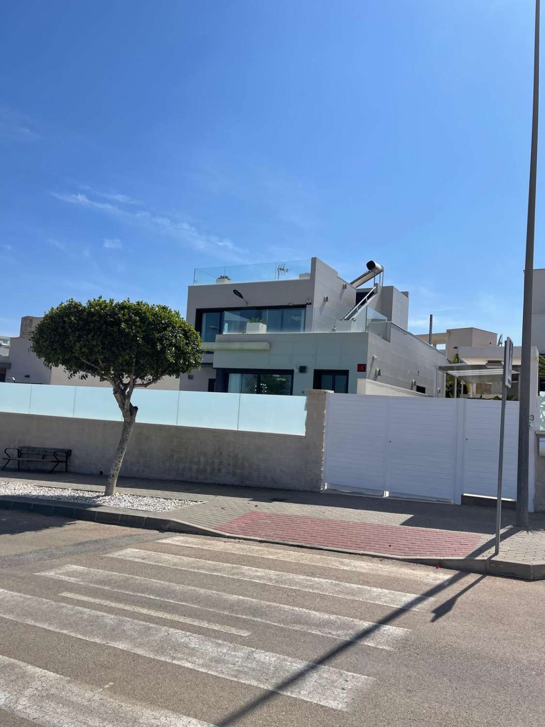 ESPECTACULAR VILLA CON VISTAS INIGUALABLES
