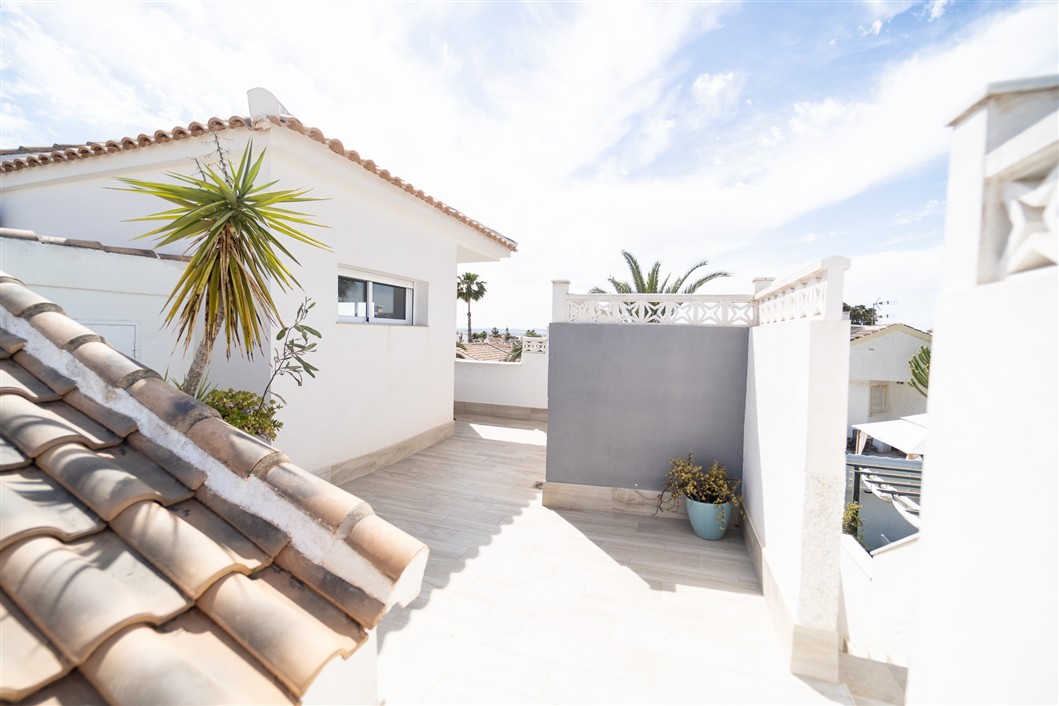 VILLA INDEPENDIENTE ESPECTACULAR