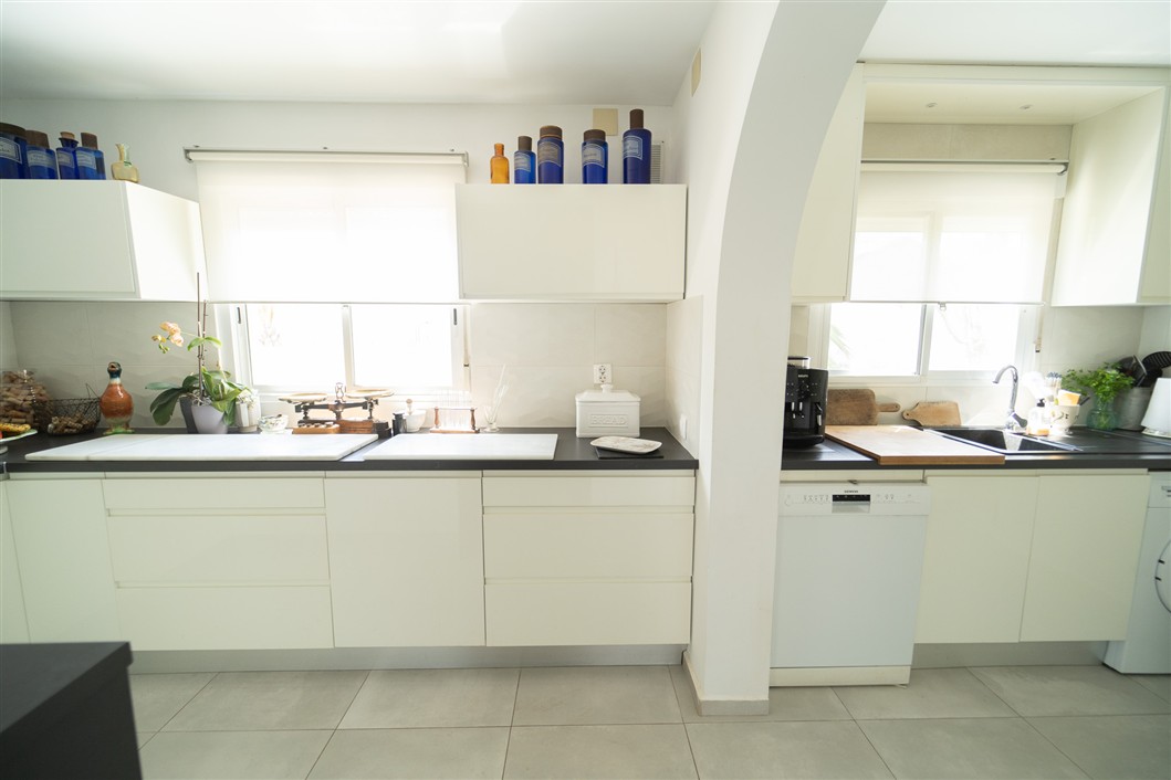 VILLA INDEPENDIENTE ESPECTACULAR