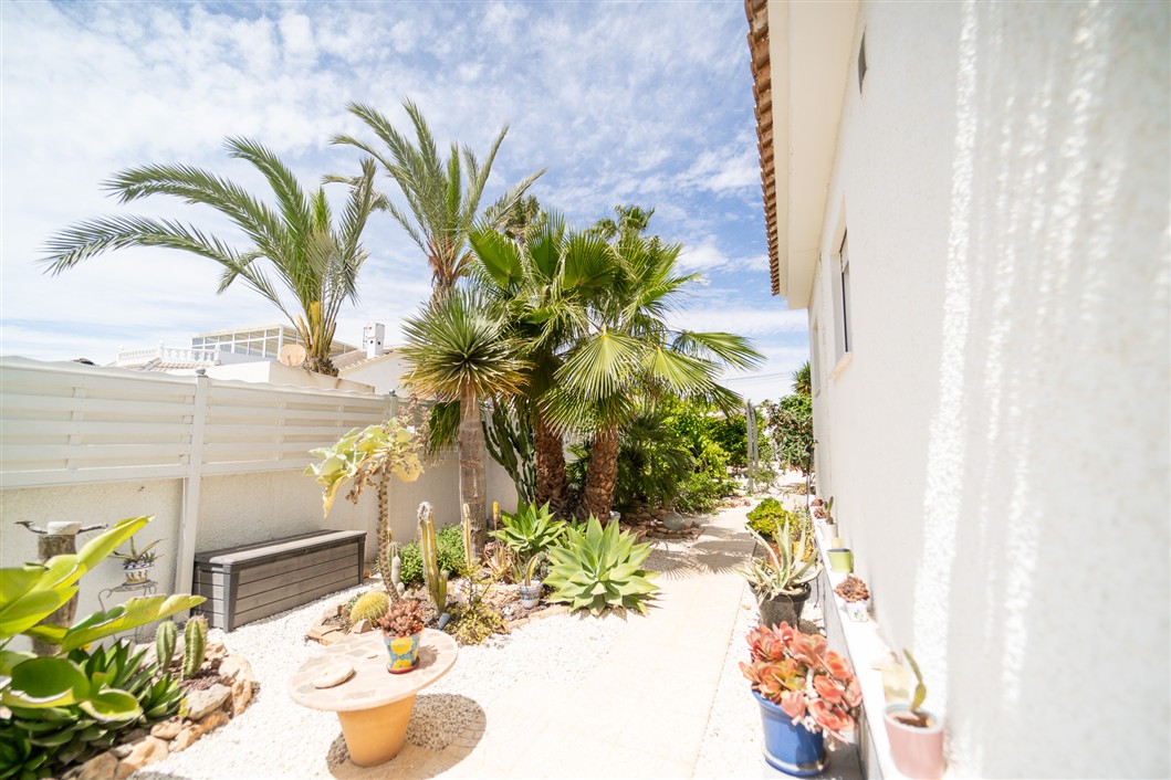 VILLA INDEPENDIENTE ESPECTACULAR