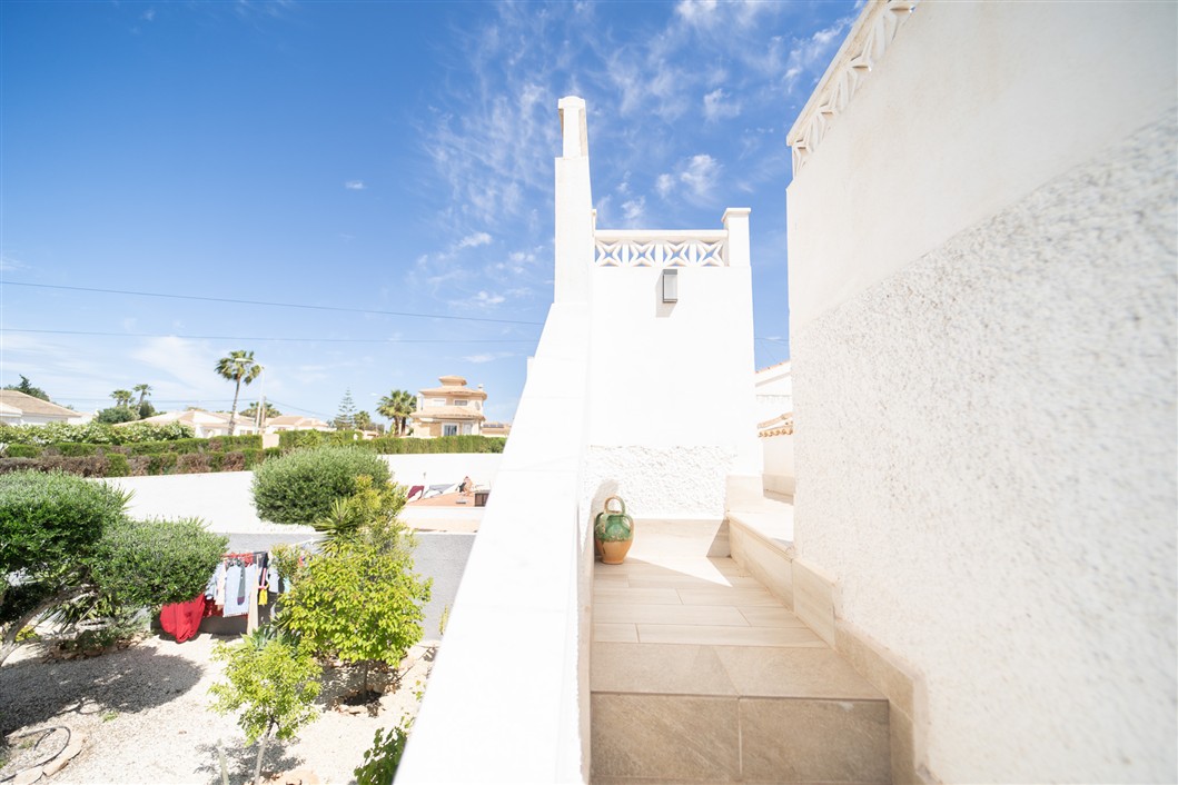 VILLA INDEPENDIENTE ESPECTACULAR