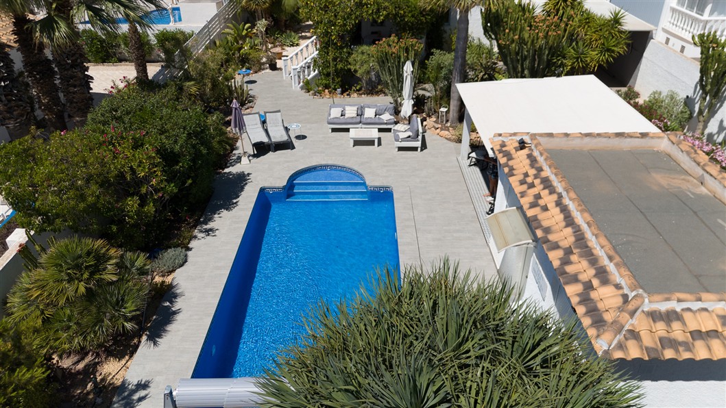 VILLA INDEPENDIENTE ESPECTACULAR