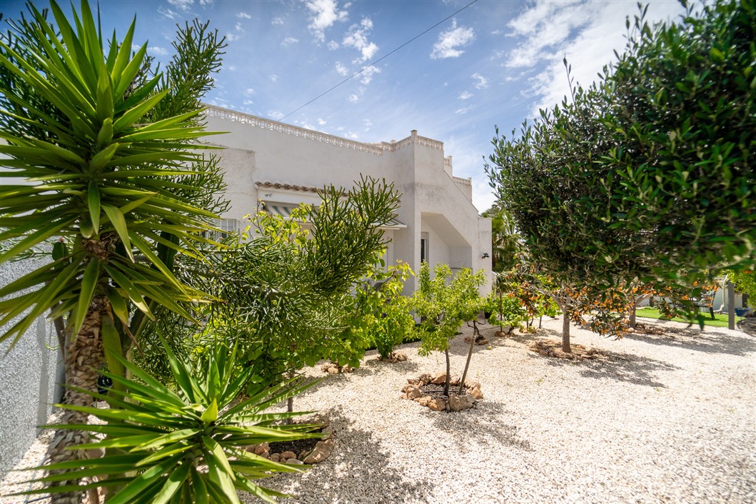 VILLA INDEPENDIENTE ESPECTACULAR