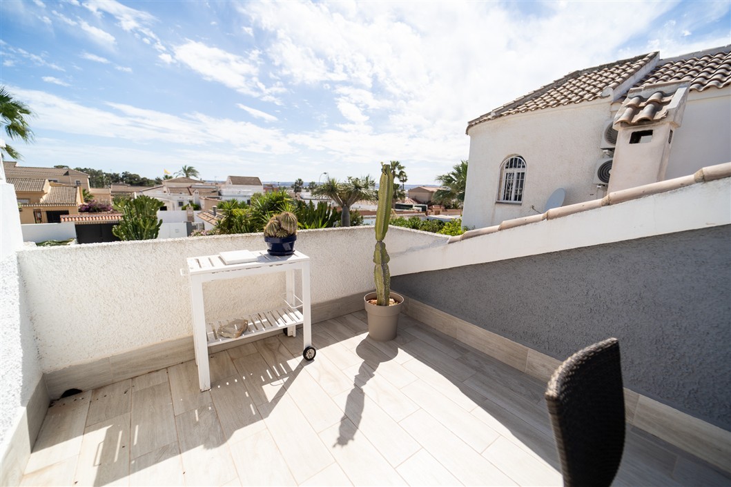 VILLA INDEPENDIENTE ESPECTACULAR