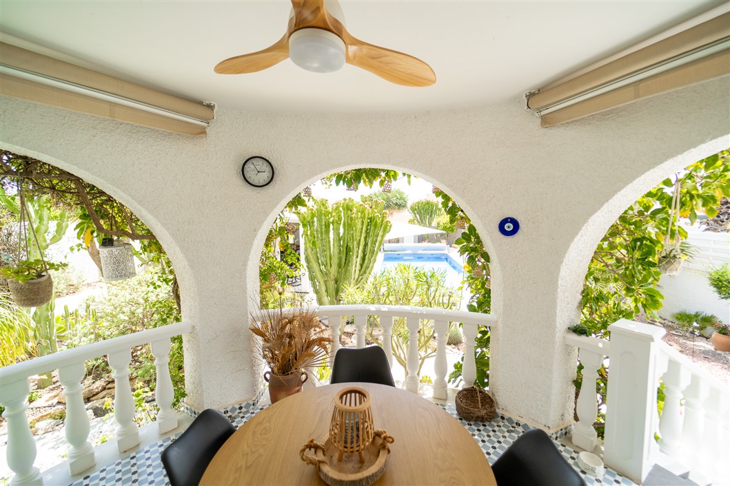 VILLA INDEPENDIENTE ESPECTACULAR