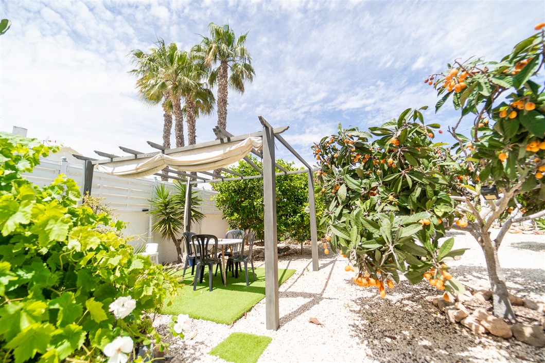 VILLA INDEPENDIENTE ESPECTACULAR