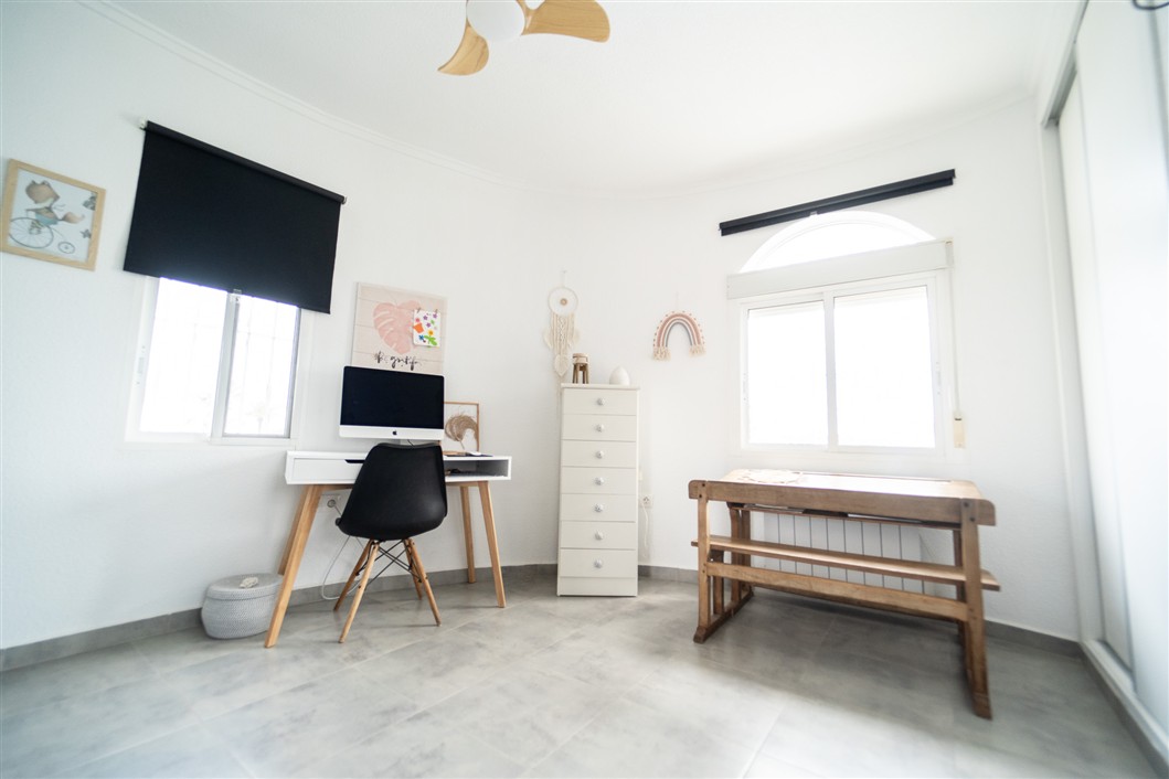 VILLA INDEPENDIENTE ESPECTACULAR