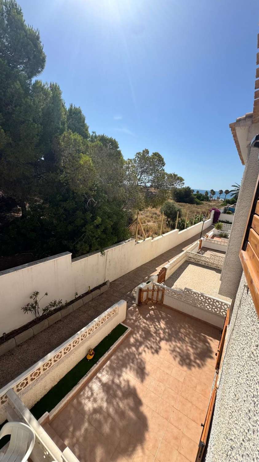 Bungalow 100 m vom Flamenco-Strand entfernt
