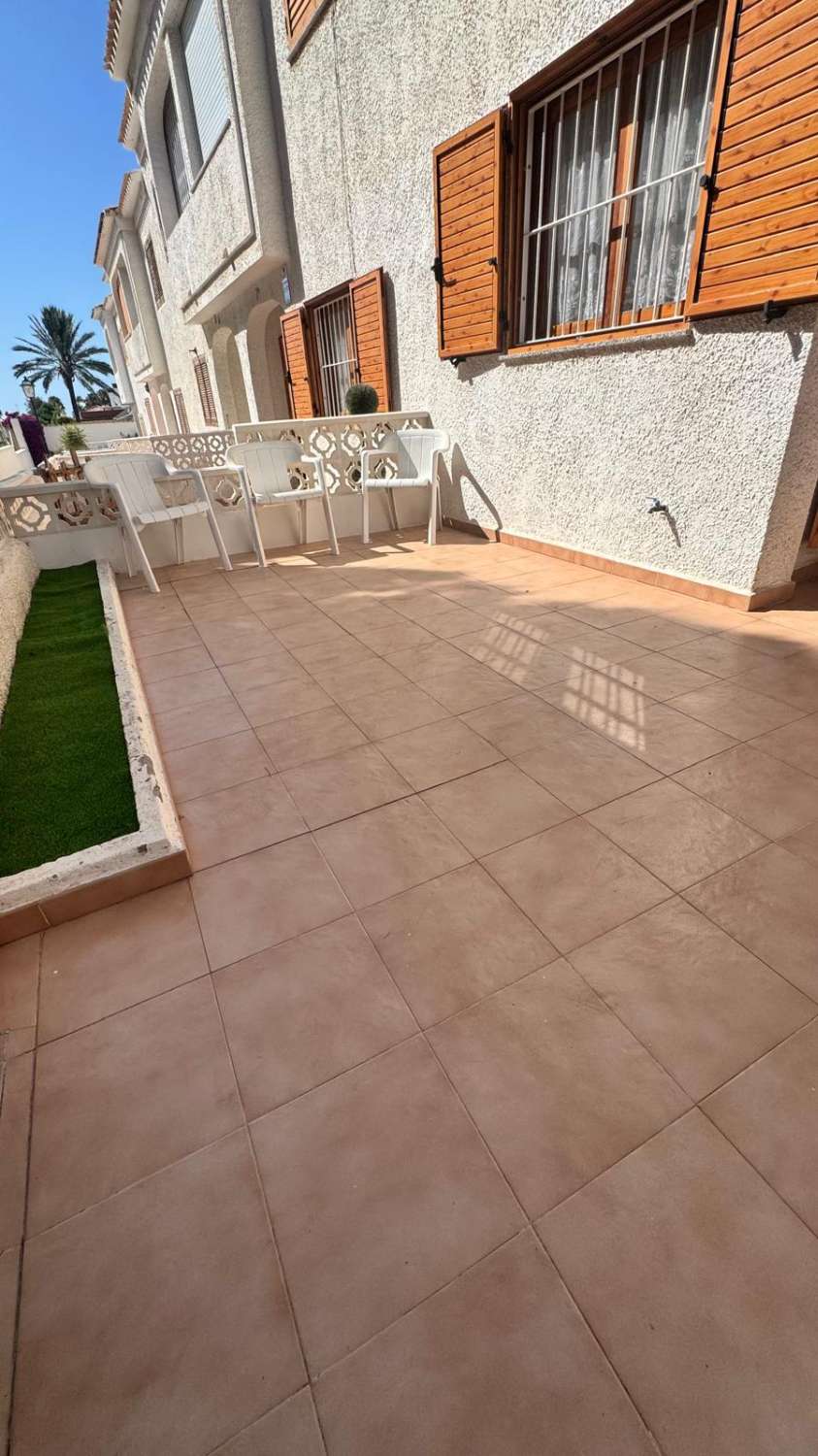 Bungalow 100 m vom Flamenco-Strand entfernt
