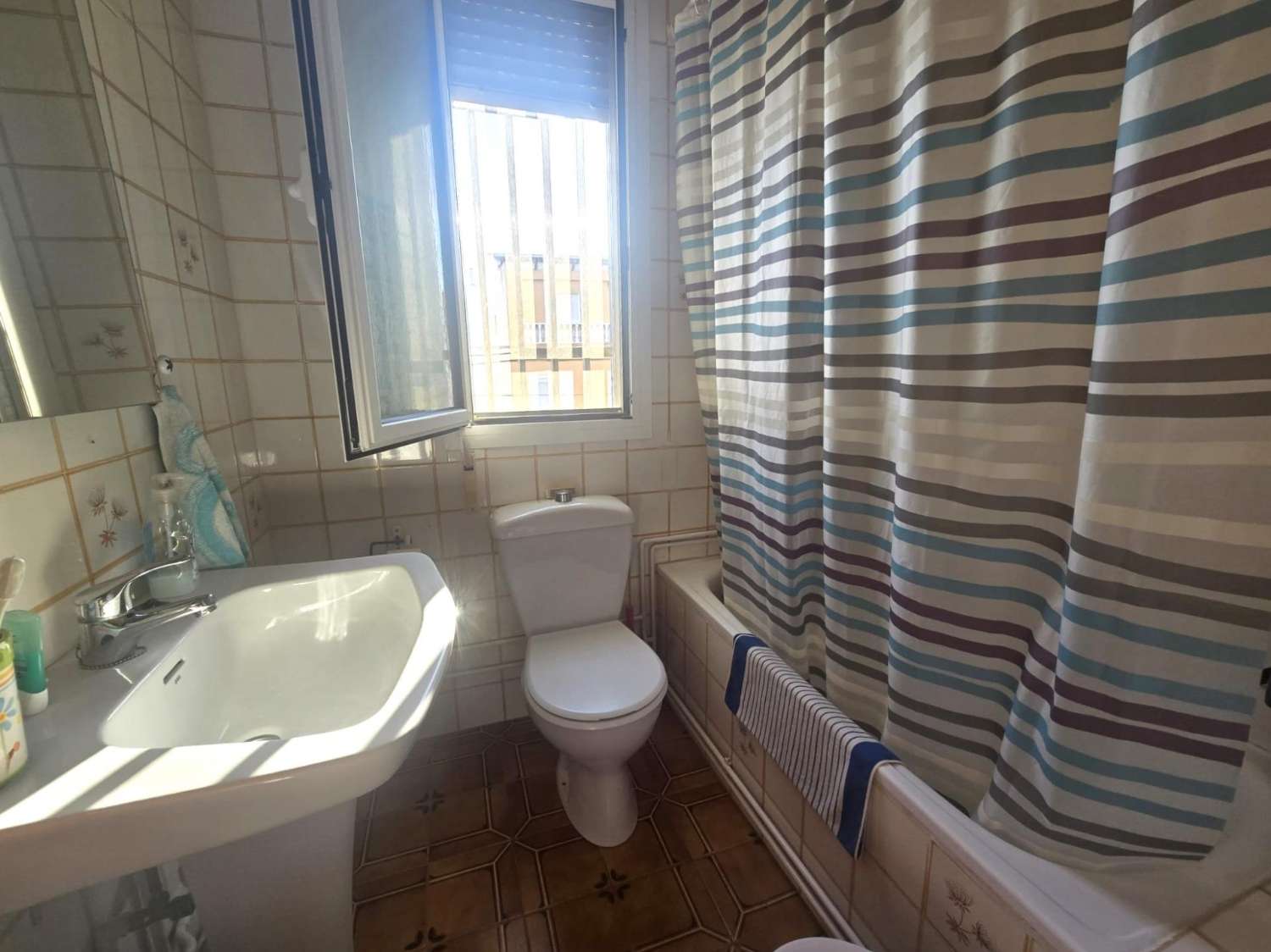 DUPLEX CERCA DE CARREFUR HABANERAS