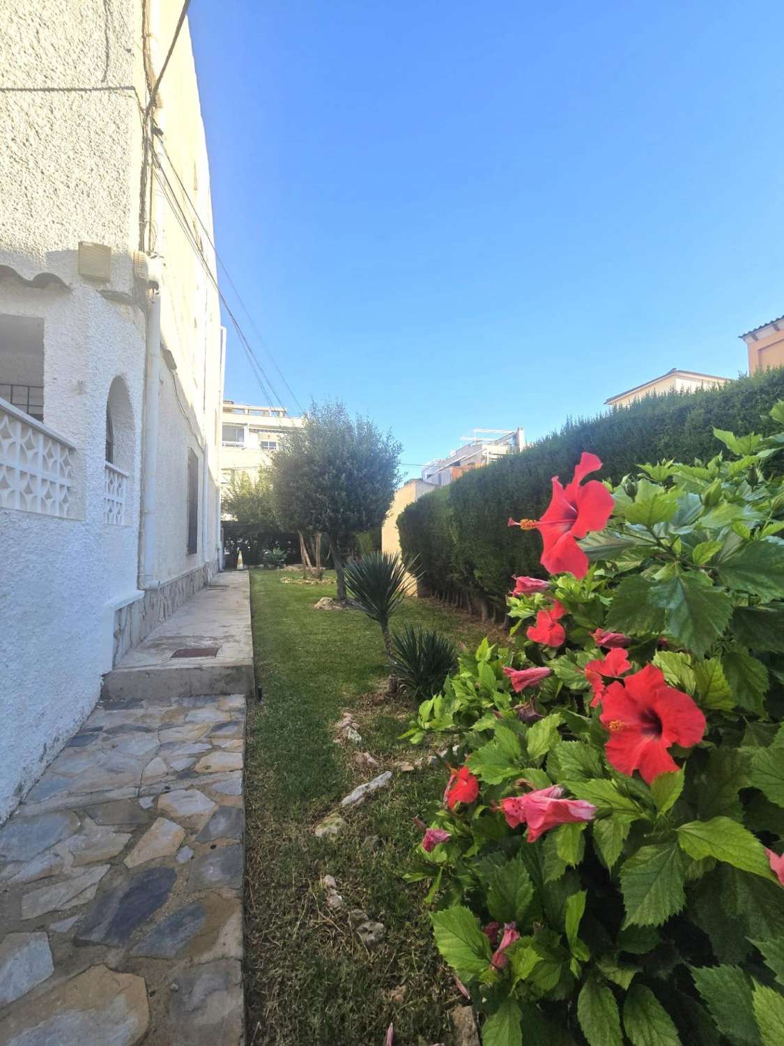 DUPLEX CERCA DE CARREFUR HABANERAS